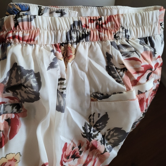 Floral blazer pant set - Picture 7 of 8